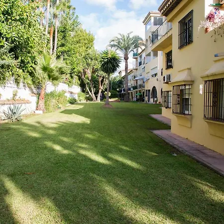 Apartamento Sangut * Estepona